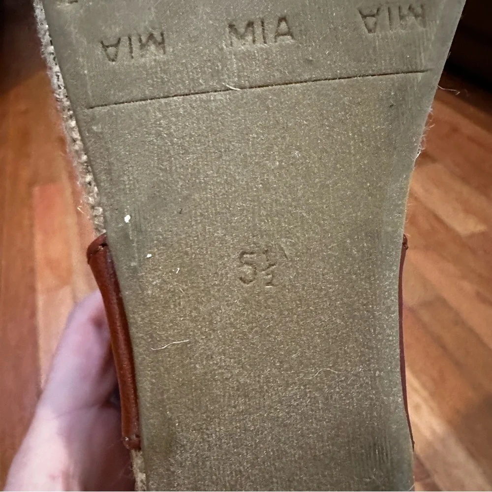 Mia Brown 5.5‎ Wedges Lenny GG1741 Sandals